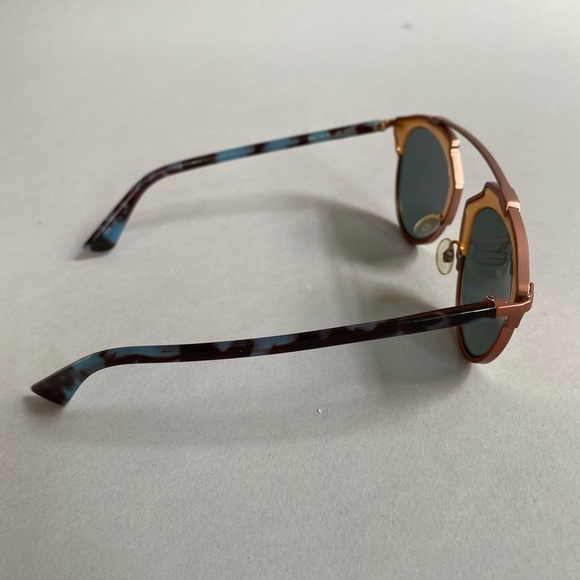 Dior SoReal Sunglasses - Picture 9 of 9